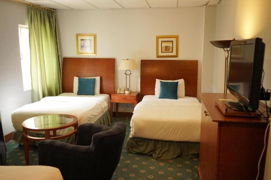 Conord Hotel Amman Bagian luar foto