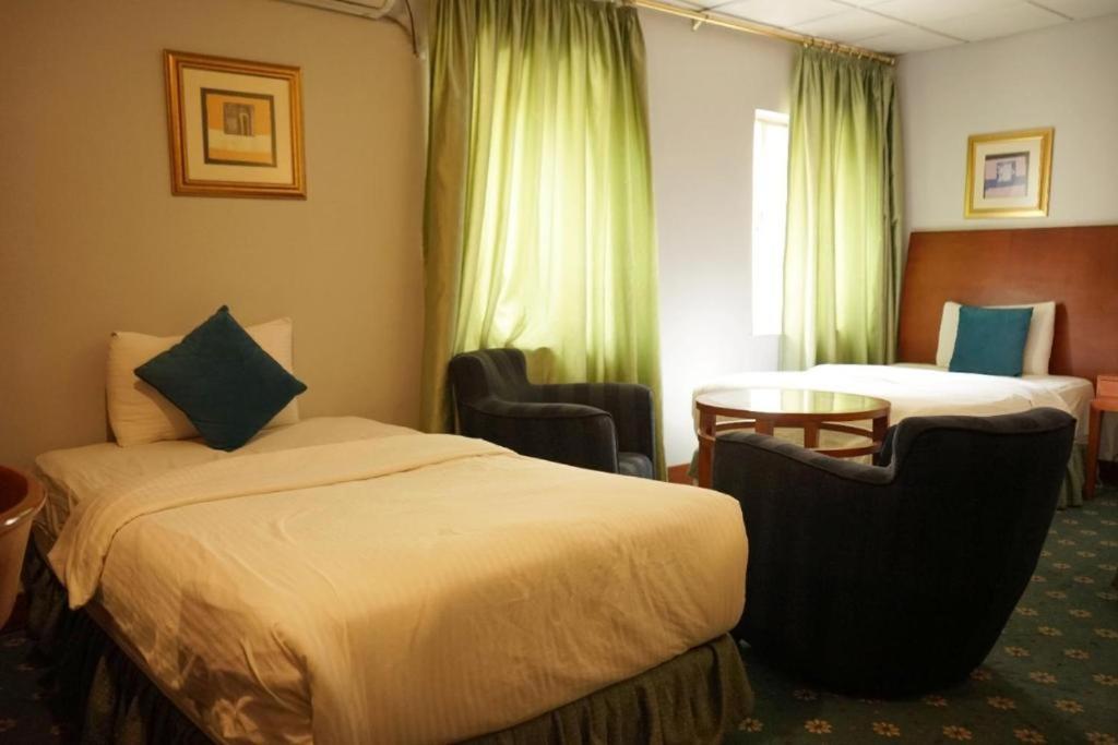 Conord Hotel Amman Bagian luar foto