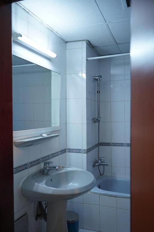 Conord Hotel Amman Bagian luar foto