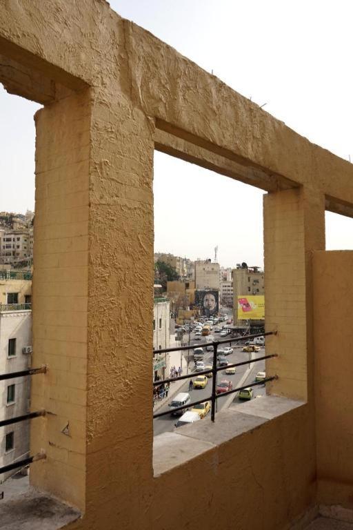 Conord Hotel Amman Bagian luar foto