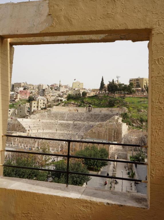 Conord Hotel Amman Bagian luar foto