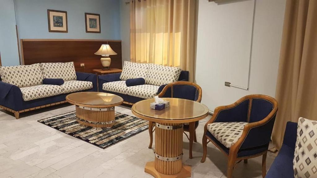 Conord Hotel Amman Bagian luar foto