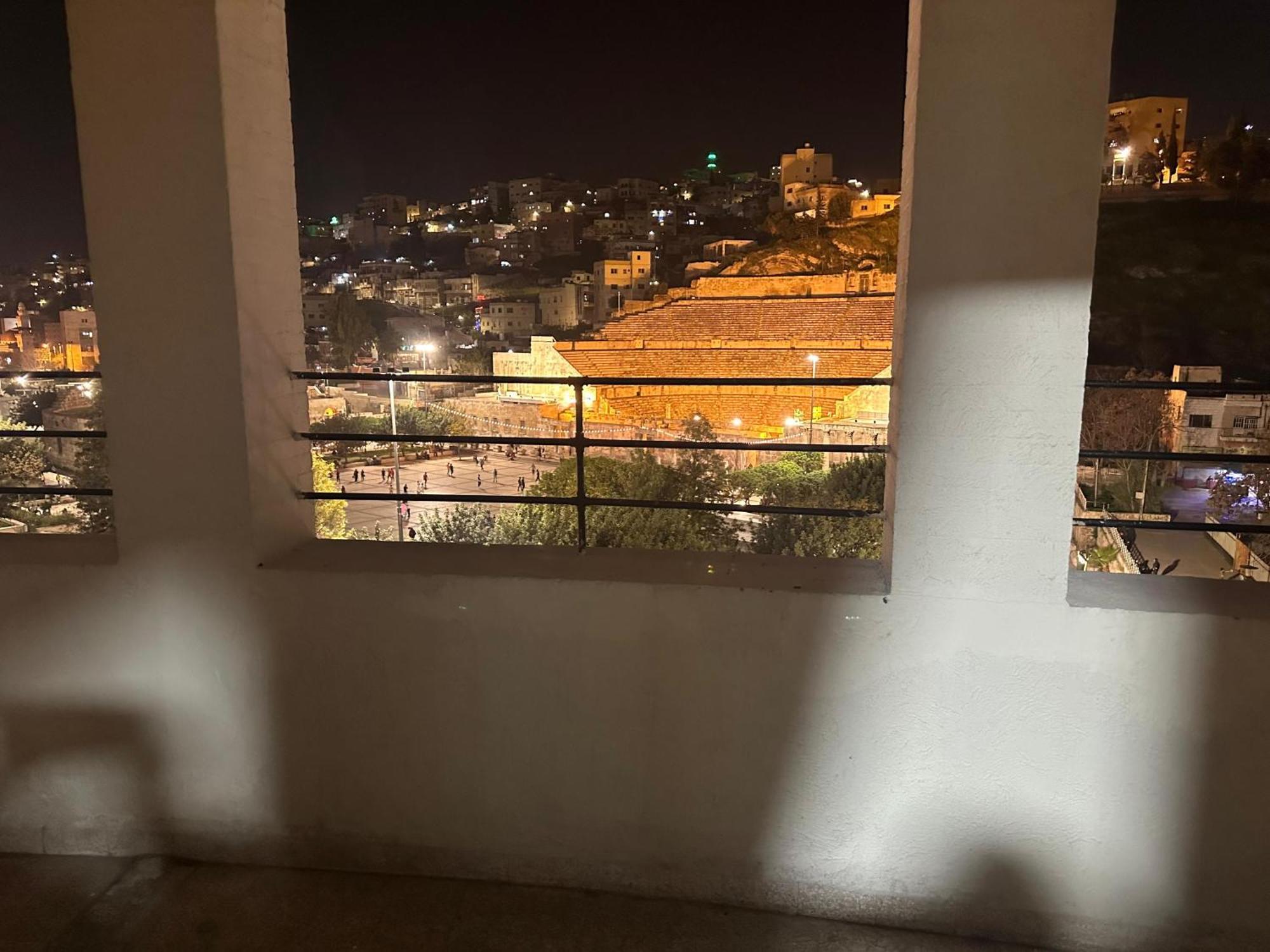 Conord Hotel Amman Bagian luar foto