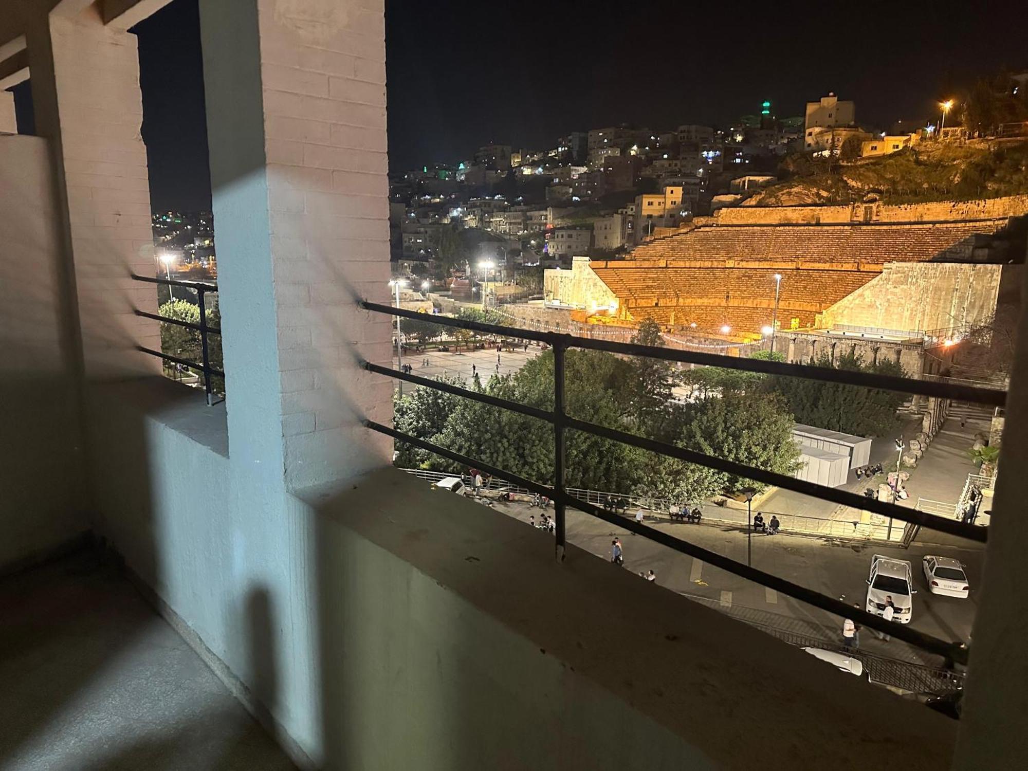 Conord Hotel Amman Bagian luar foto