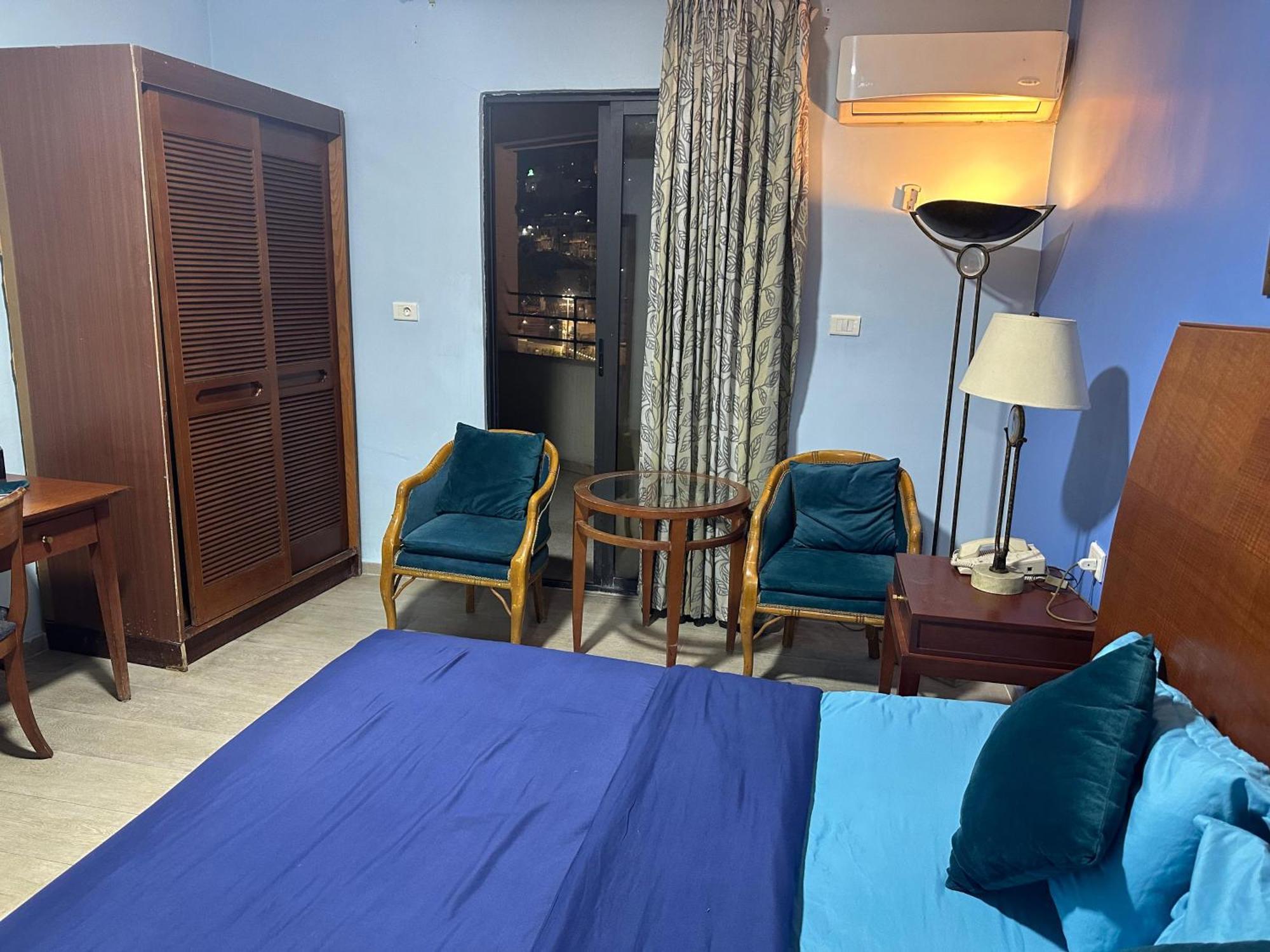 Conord Hotel Amman Bagian luar foto